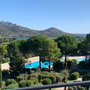 Raphael, Cap Esterel Le Hameau. Vue Saint-Raphaël